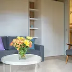 Schweizerhof 5 *